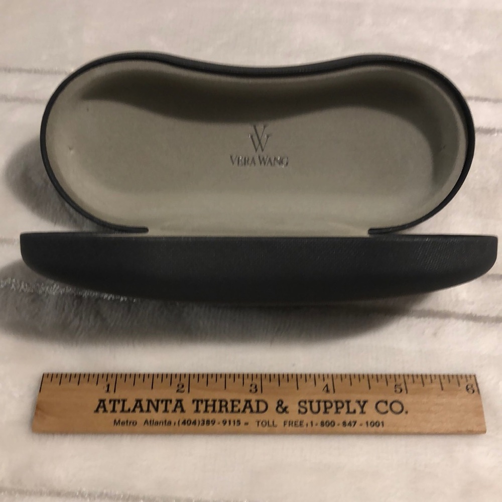 VERA WANG glasses case. Hard Dark grey outside w/ lighter grey felt inside liner